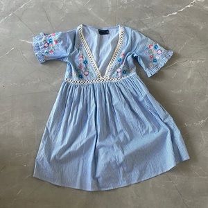 ASOS WORN ONCE dress in the color blue with beautiful flowers embedded!!💗
